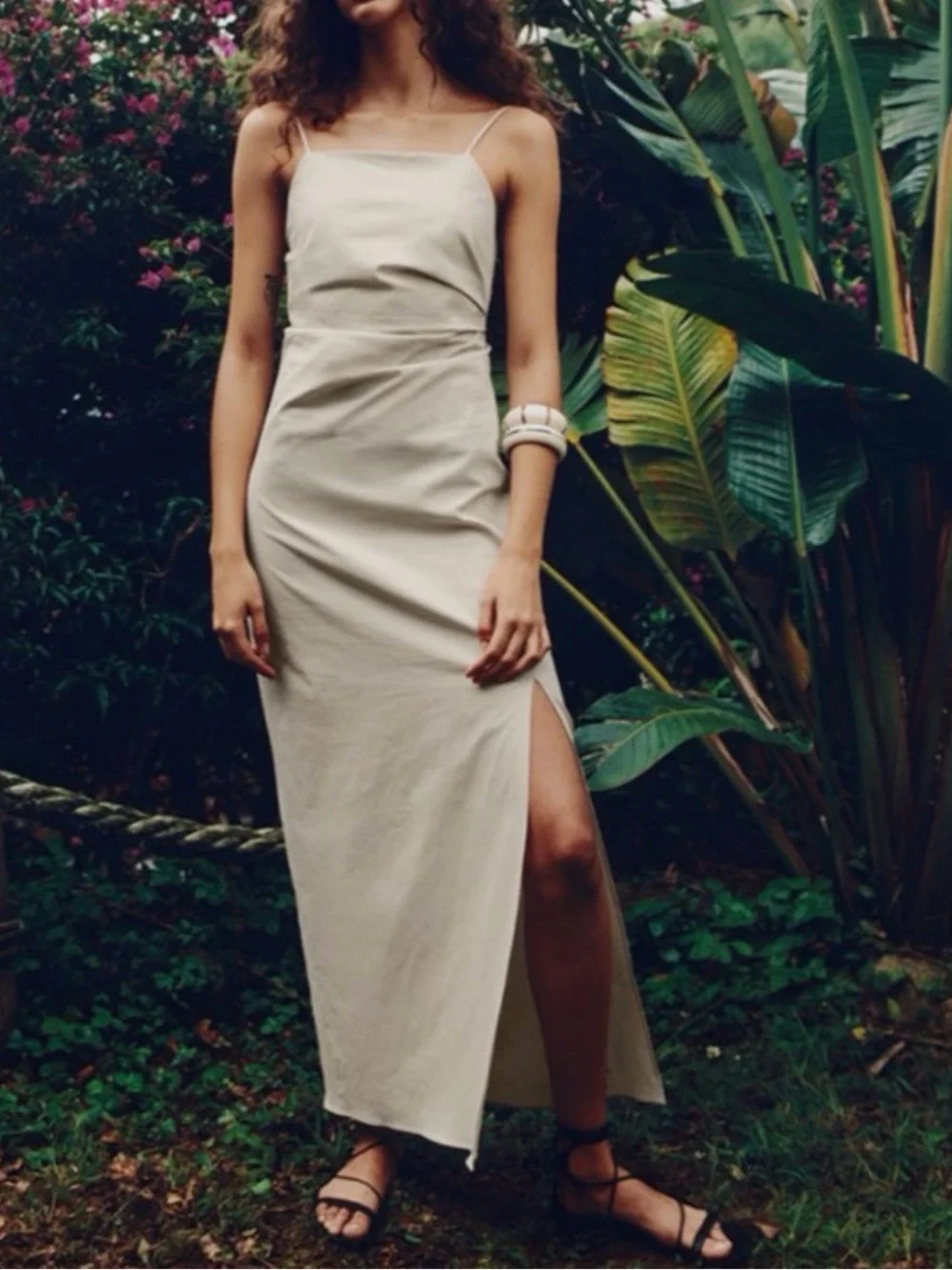 maxi dresses from zara Green Pink White Linen Cut Out Open Back Long Dress size M 12 Summer Complete your look with gold accents and strappy stilettos for a truly luxurious ensemble Zara Party Wear Haul: Sequin